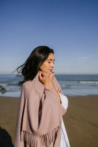 Antracietgrijze Warmi Alpaca Poncho 