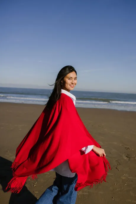 Anthrazitgrauer Warmi Alpaka Poncho