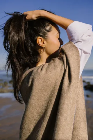 Antracietgrijze Warmi Alpaca Poncho 