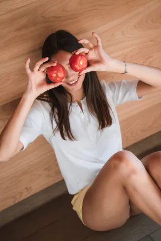 Kuna | T-shirt premium doux et élégant