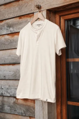 Qari | Zacht en elegant premium T-shirt